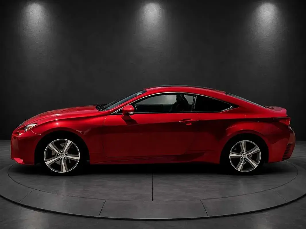 Usado Lexus RC300h Executive Line 223 CV (164 kW) 2016 Rojo Coupe