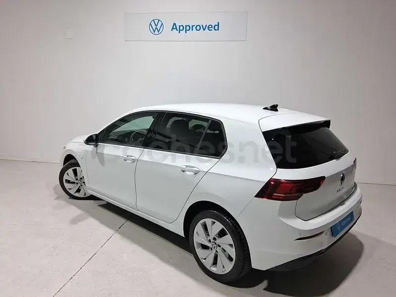 Usado VW Golf VIII Match 204 CV (150 kW) 2025 Blanco Berlina