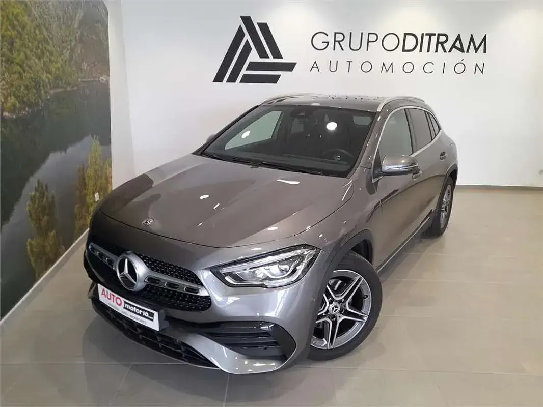 Usado Mercedes GLA200 150 CV (110 kW) 2020 SUV