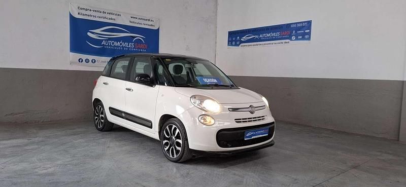 Usado Fiat 500L Lounge 84 CV (61 kW) 2013 Beige Monovolumen