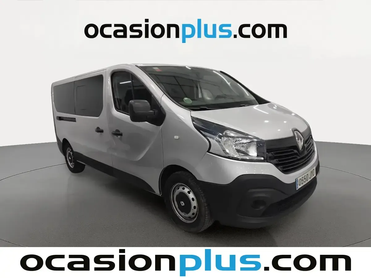Usado Renault Trafic 125 CV (91 kW) 2017 Gris Monovolumen