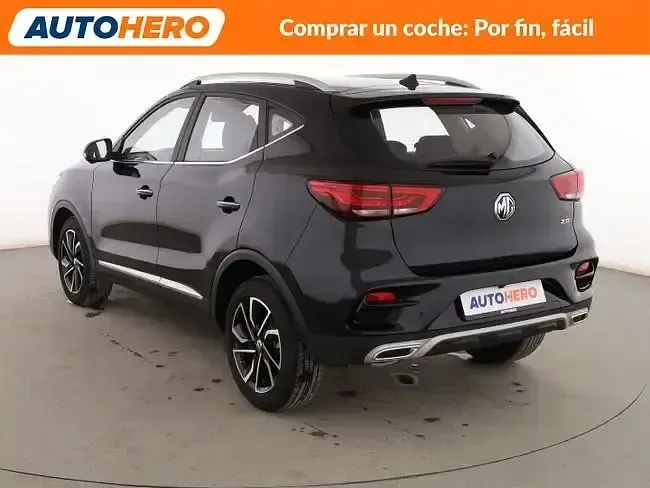 Usado MG ZS Luxury 106 CV (77 kW) 2024 Negro SUV