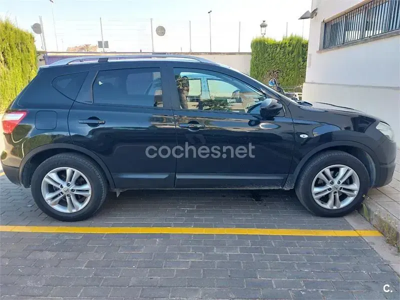 Usado Nissan Qashqai Tekna 110 CV (80 kW) 2010 Negro SUV