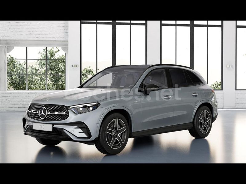Gris / plata Usado 2025 Mercedes GLC300e SUV | 78.000 € - Imagen 1/4