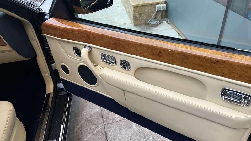 Usado Bentley Azure 389 CV (286 kW) 1998 Azul Descapotable