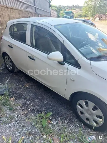 Używany Opel Corsa Expression 75 KM (55 kW) 2018 Biały Hatchback