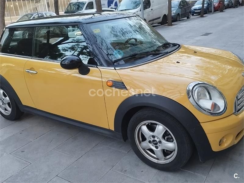 Amarillo Usado 2007 Mini Cooper Utilitario | 4990 € (Super precio) - Imagen 1/4