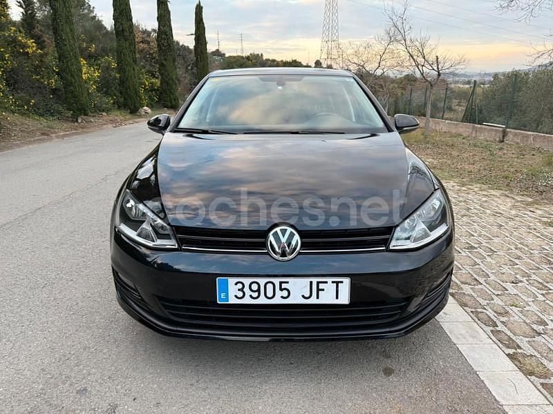 Usado VW Golf VII Advance 105 CV (77 kW) 2015 Negro Berlina
