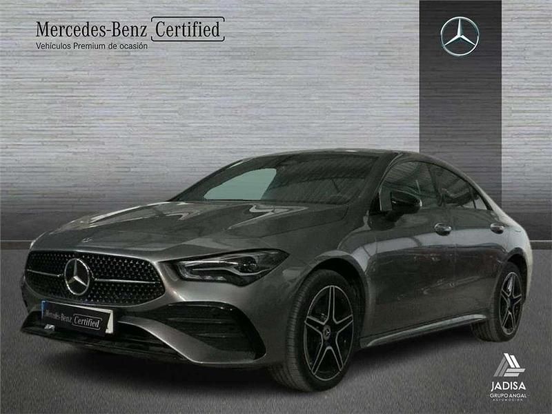Usado Mercedes CLA250e 218 CV (160 kW) 2024 Berlina