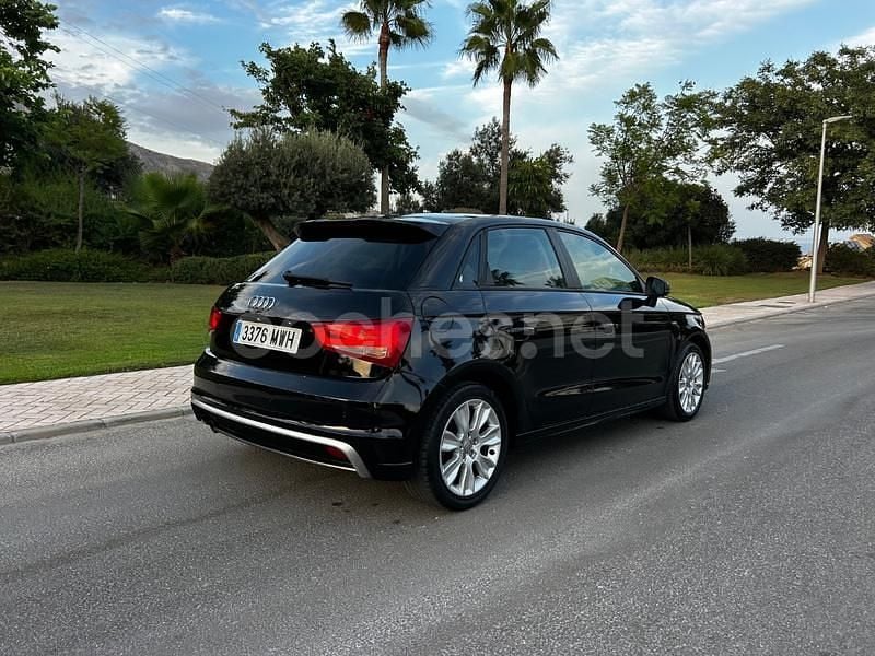 Usado Audi A1 Sportback Attraction 122 CV (89 kW) 2012 Negro Utilitario