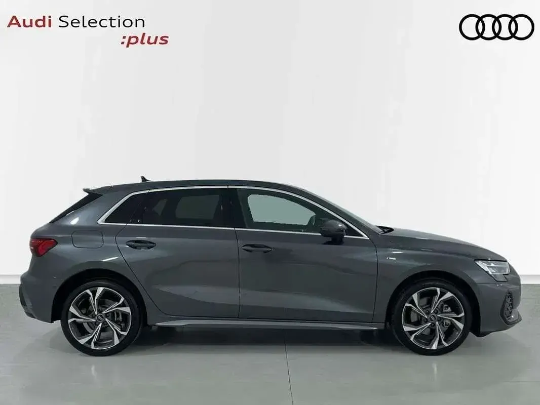 Usado Audi A3 Sportback e-tron S-Line 204 CV (150 kW) 2026 Gris Utilitario