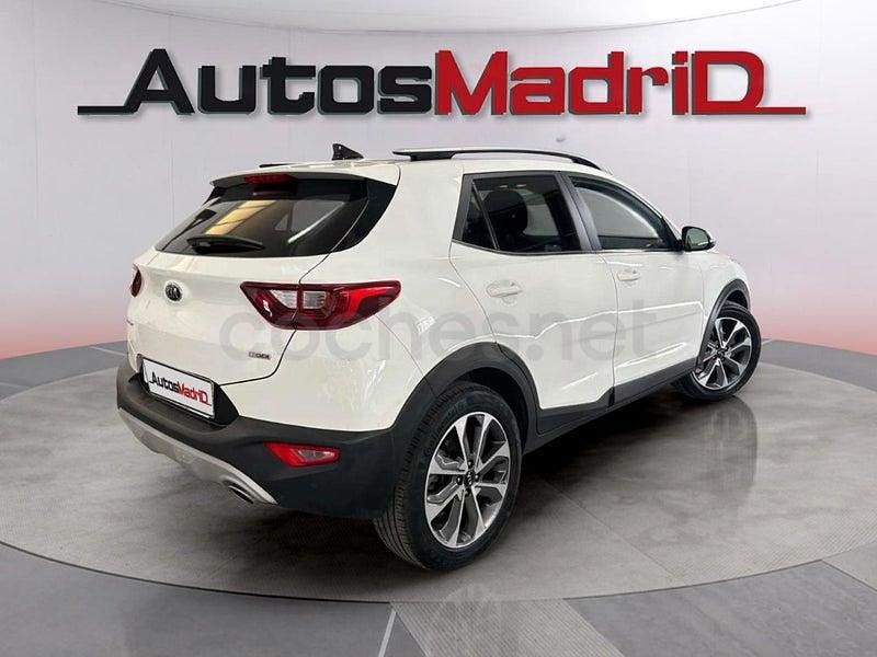 Usado Kia Stonic 120 CV (88 kW) 2019 Blanco SUV