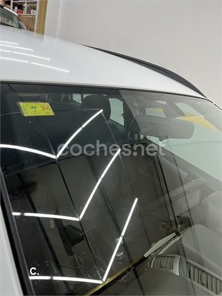 Blanco Usado 2006 Opel Zafira Enjoy Monovolumen | 2700 € (Buen precio) - Imagen 1/4