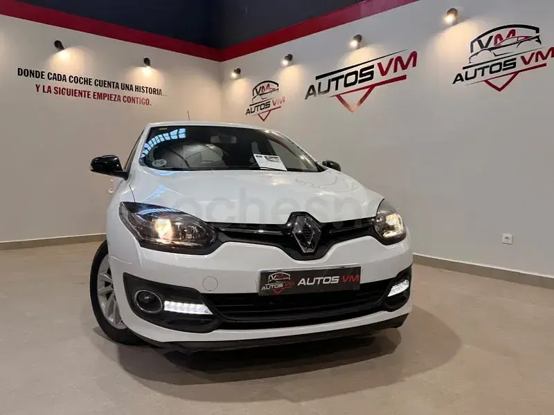 Usado Renault Mégane Intens 95 CV (69 kW) 2015 Blanco Berlina