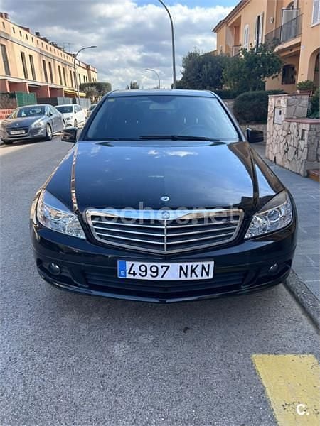 Usado Mercedes C220 Avantgarde 170 CV (125 kW) 2010 Negro Berlina