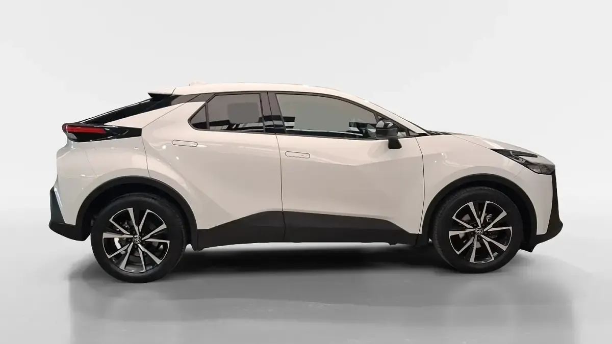 Usado Toyota C-HR Advance 140 CV (102 kW) 2025 Blanco SUV