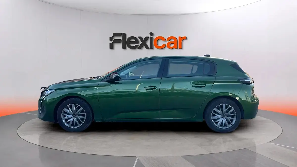 Usado Peugeot 308 Active 110 CV (80 kW) 2022 Verde Berlina