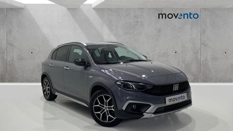 Gris Usado 2022 Fiat Tipo Cross | 15.400 € (Un poco caro) - Imagen 1/4