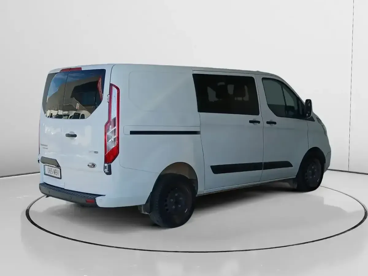 Usado Ford Transit Custom Nugget 150 CV (110 kW) 2022 Blanco Van