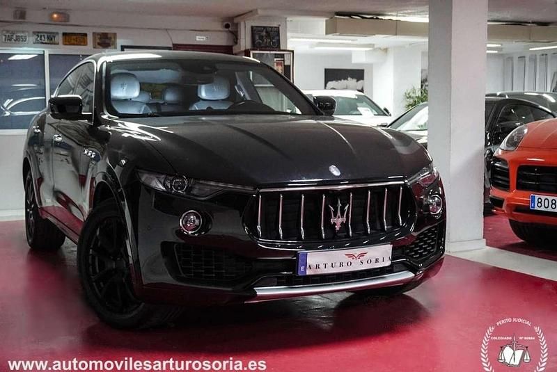 Usado Maserati Levante 275 CV (202 kW) 2017 Negro SUV