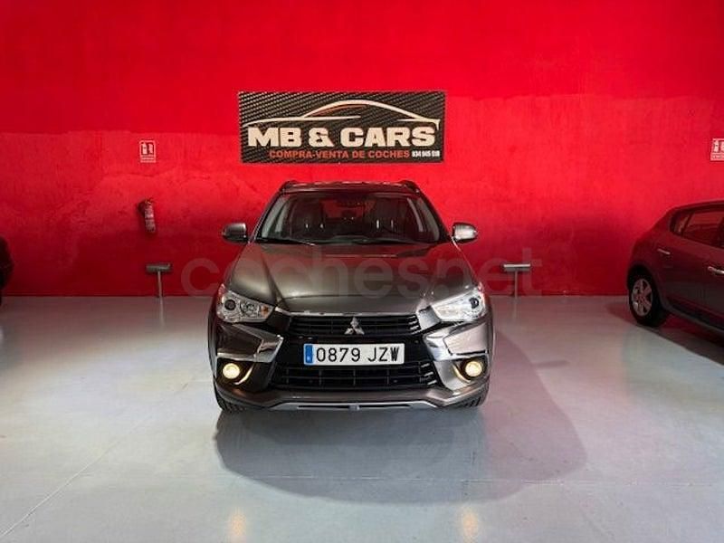 Usado Mitsubishi ASX Motion 114 CV (83 kW) 2017 Marrón SUV