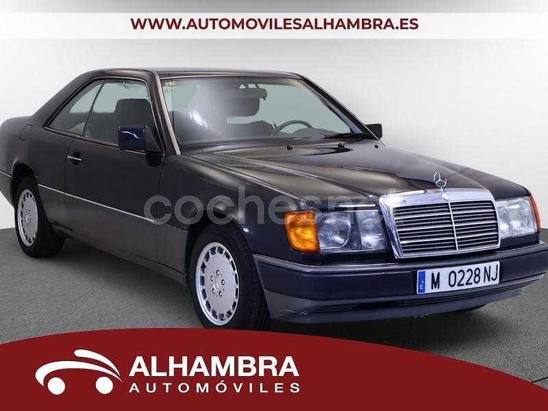 Usado Mercedes E320 220 CV (161 kW) 1990 Gris Coupe