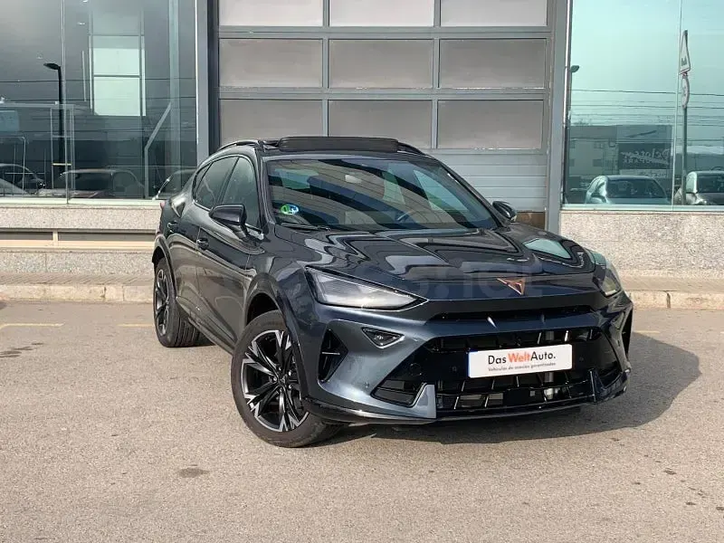 Usado Cupra Formentor 150 CV (110 kW) 2025 Gris / plata SUV