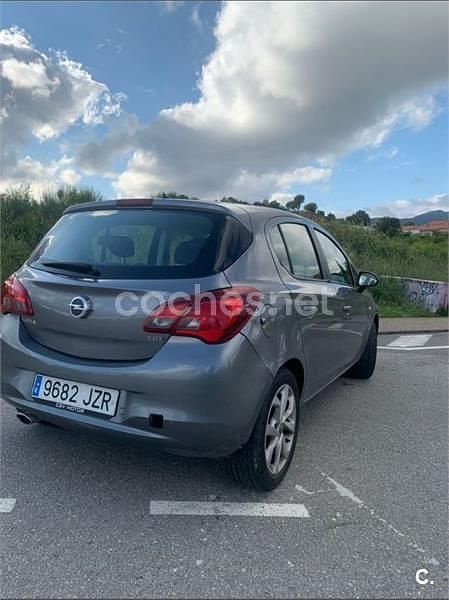 Usado Opel Corsa Color Edition 95 CV (69 kW) 2017 Gris / plata Berlina