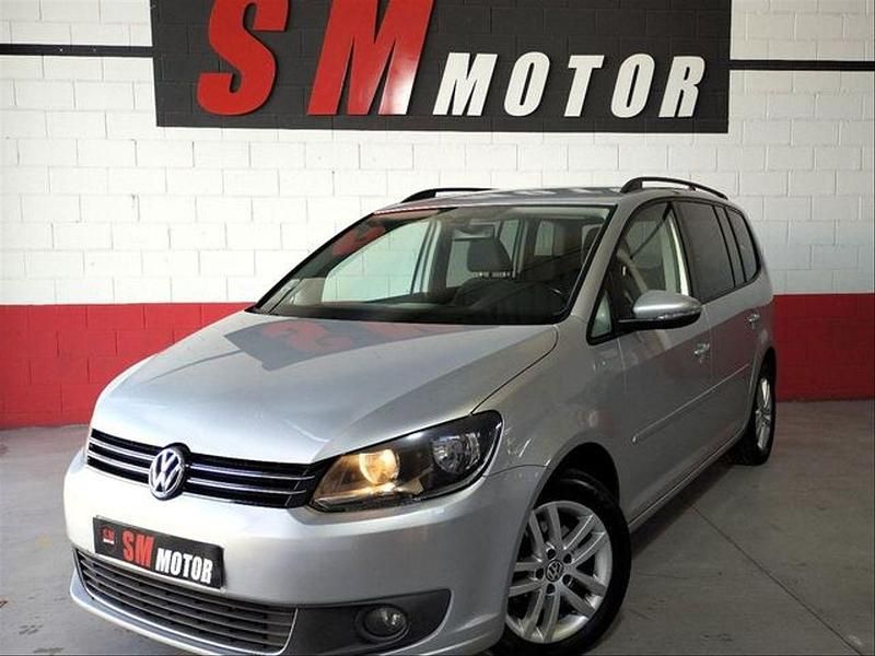 Gris / plata Usado 2011 VW Touran Advance Monovolumen | 11.490 € (Un poco caro) - Imagen 1/4