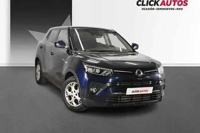 Usado SsangYong Tivoli 128 CV (94 kW) 2023 Gris SUV