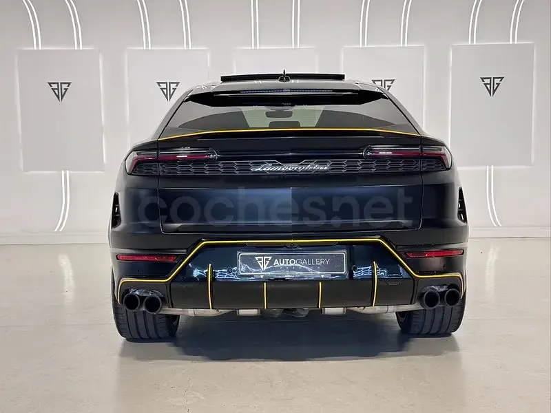 Usado Lamborghini Urus 801 CV (589 kW) 2025 Negro SUV