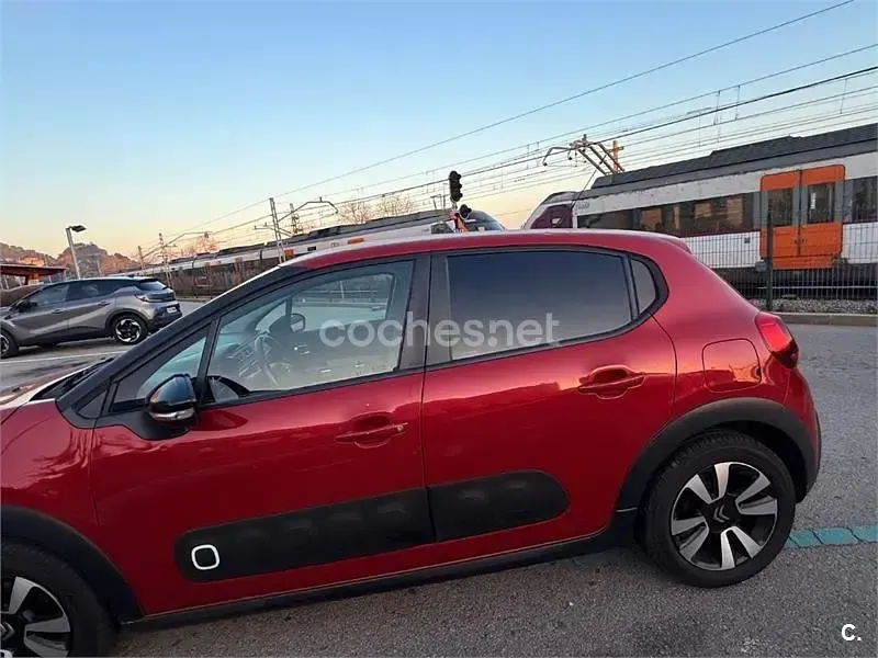 Usado Citroën C3 Feel 110 CV (80 kW) 2017 Rojo Berlina