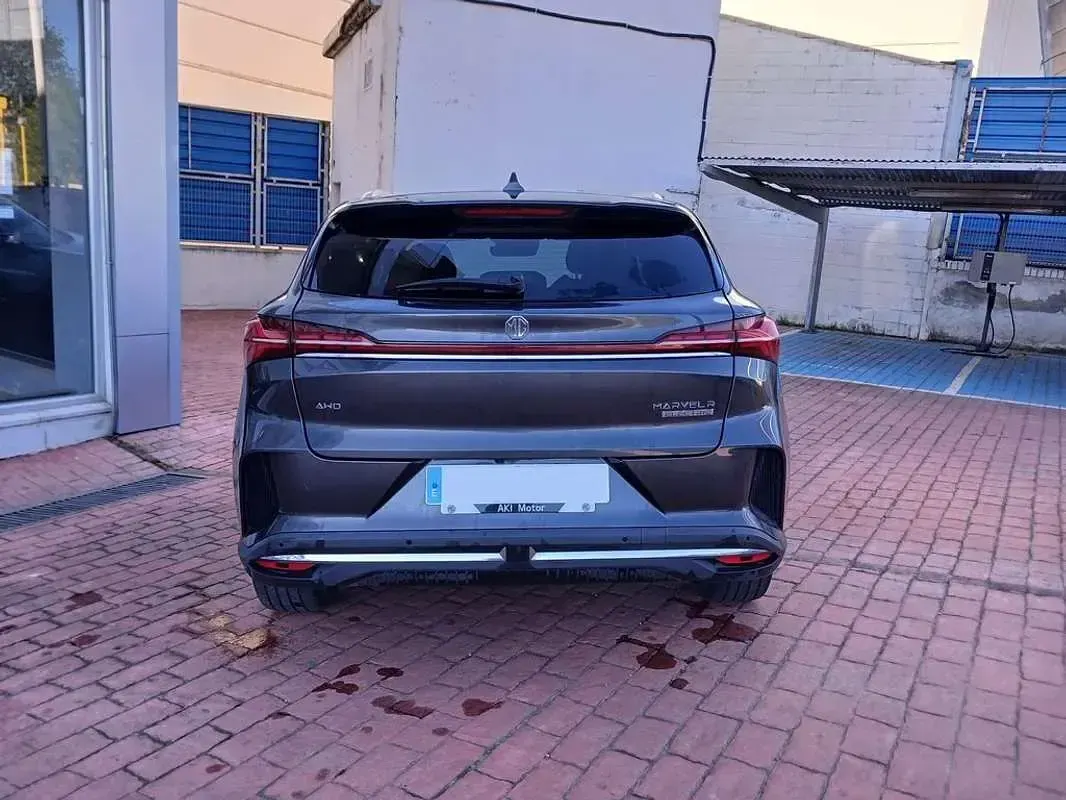 Usado MG Marvel R Comfort 131 kW (179 CV) 2025 Gris SUV