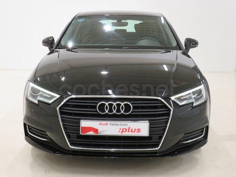 Usado Audi A3 Advanced 125 CV (91 kW) 2016 Negro Berlina