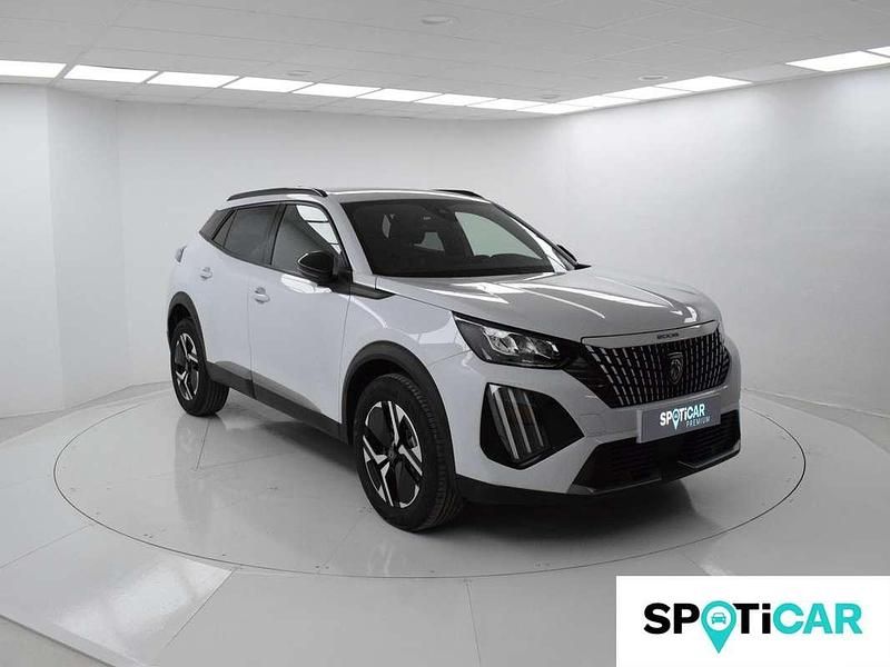 Usado Peugeot 2008 Allure 136 CV (100 kW) 2025 Blanco SUV