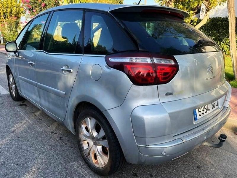 Usado Citroën C4 Picasso Seduction 112 CV (82 kW) 2013 Gris / plata Monovolumen