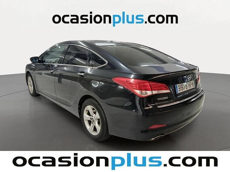 Usado Hyundai i40 GLS 136 CV (100 kW) 2013 Negro Berlina