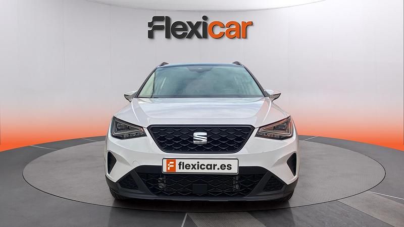 Usado Seat Arona Style 110 CV (80 kW) 2023 Blanco SUV