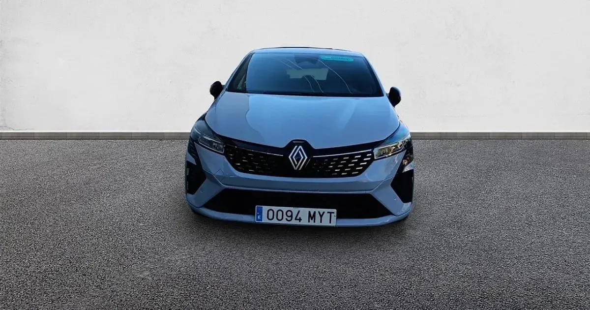 Usado Renault Clio Techno 100 CV (73 kW) 2025 Utilitario