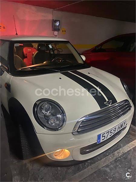 Usado Mini Cooper D 111 CV (81 kW) 2012 Beige Utilitario