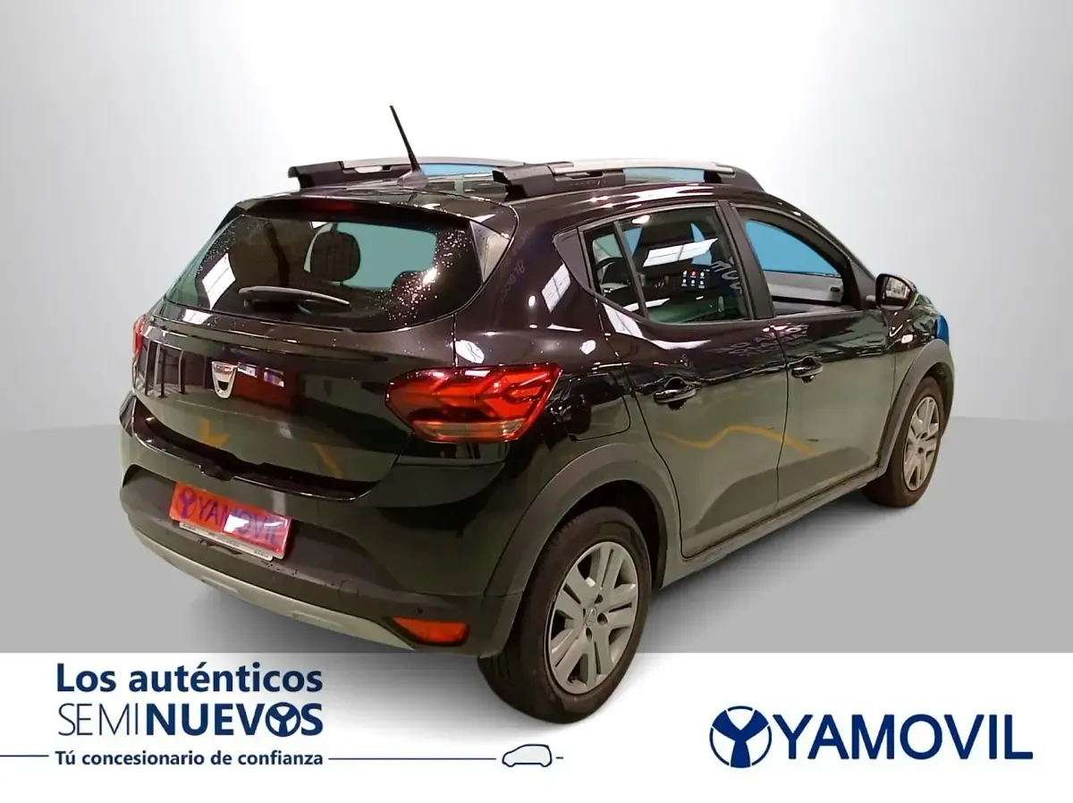 Usado Dacia Sandero Essentiel 101 CV (74 kW) 2022 Negro Berlina