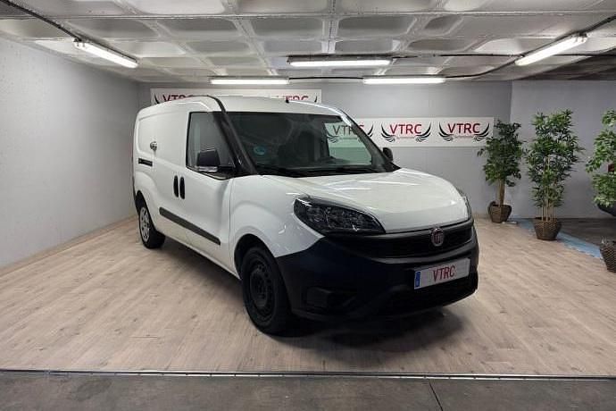 Usado Fiat Doblò 120 CV (88 kW) 2021 Monovolumen