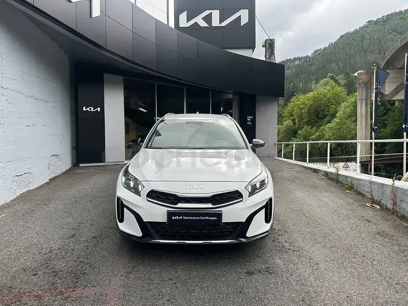 Nuevo Kia XCeed Style 115 CV (84 kW) 2025 Blanco SUV