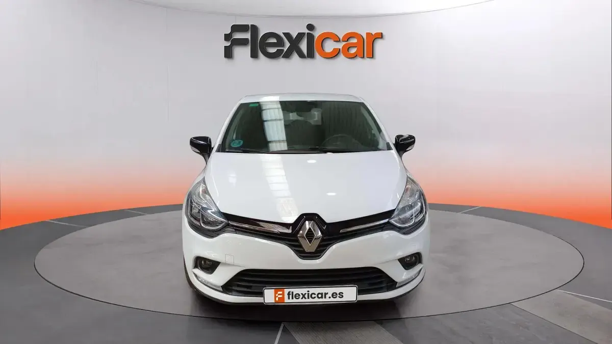 Usado Renault Clio IV Zen 90 CV (66 kW) 2018 Blanco Berlina