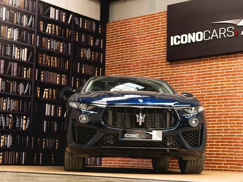 Usado Maserati Levante 275 CV (202 kW) 2019 Azul SUV