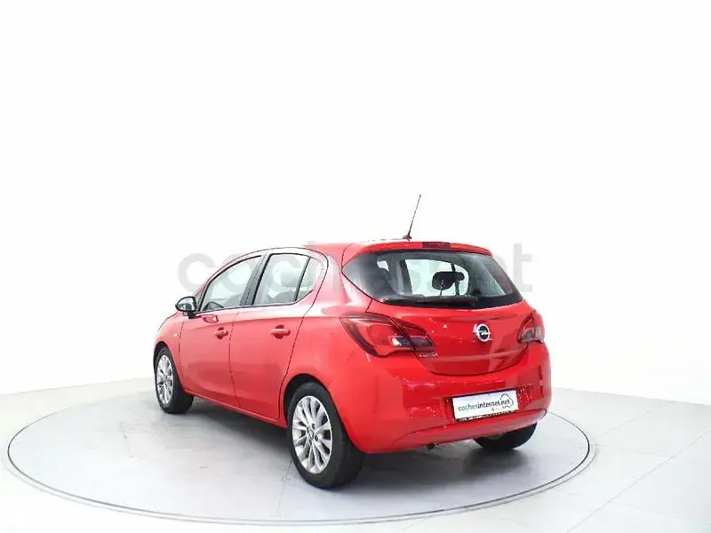 Usado Opel Corsa Selective 90 CV (66 kW) 2019 Rojo Utilitario