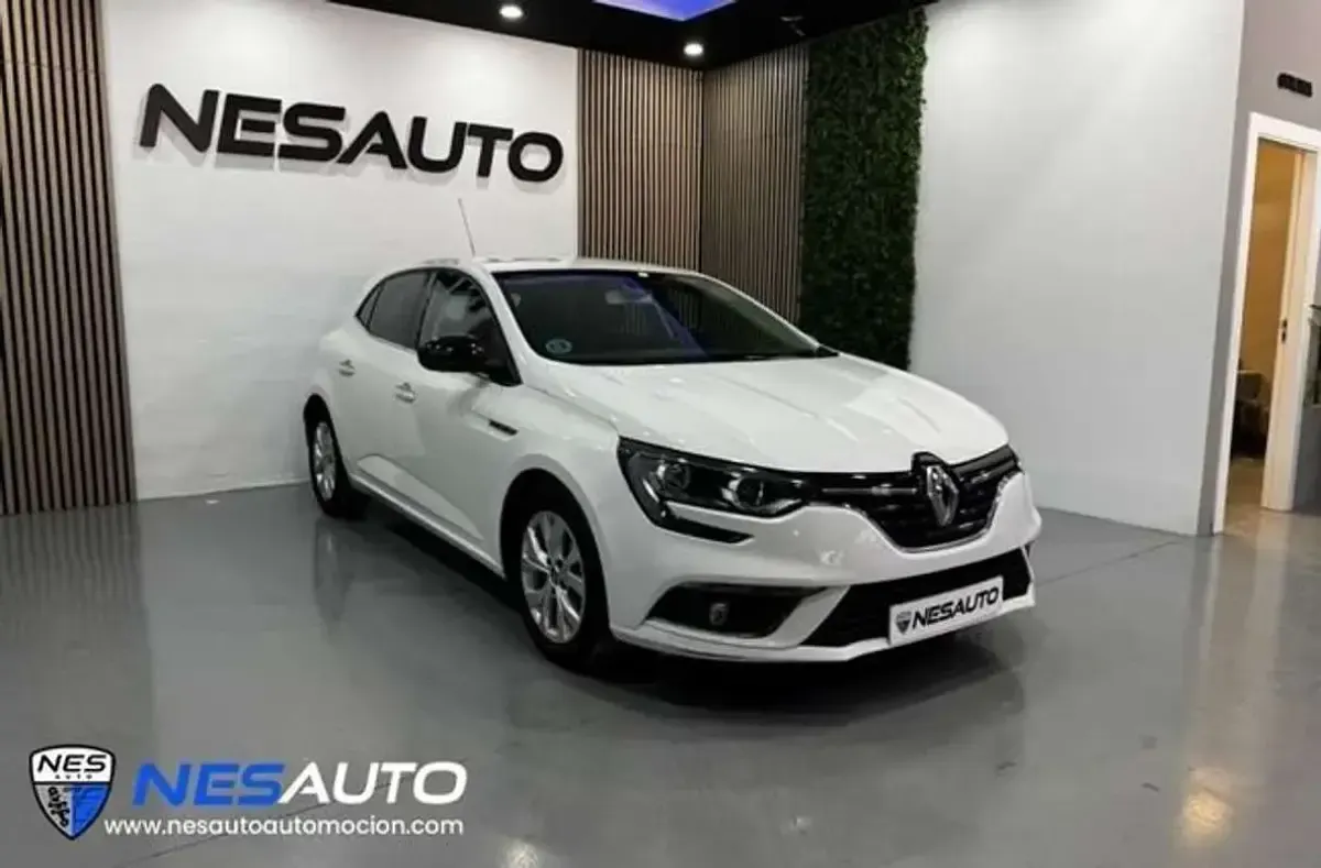 Usado Renault Mégane LIMITED 116 CV (85 kW) 2019 Blanco Utilitario