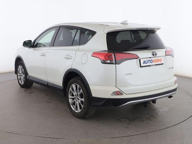 Usado Toyota RAV4 Advance 144 CV (105 kW) 2017 Blanco SUV