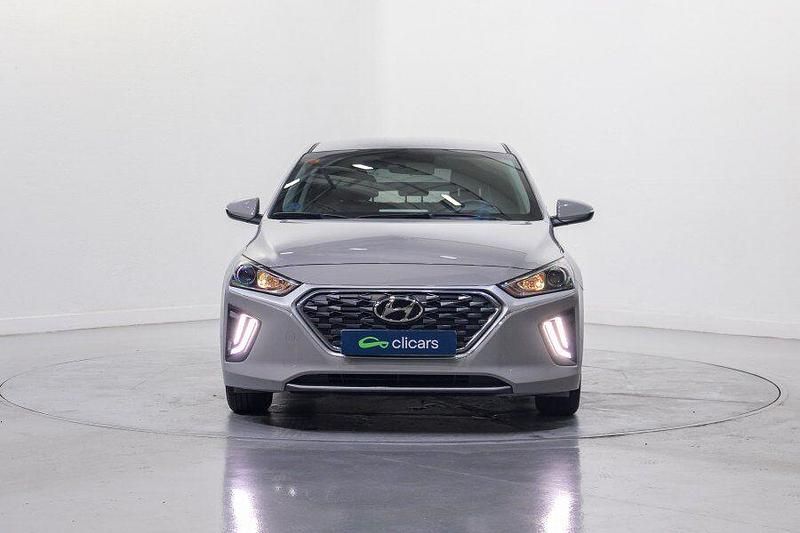 Usado Hyundai Ioniq 141 CV (103 kW) 2021 Gris Utilitario