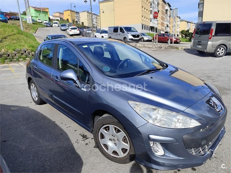 Usado Peugeot 308 Sportium 110 CV (80 kW) 2010 Verde Berlina